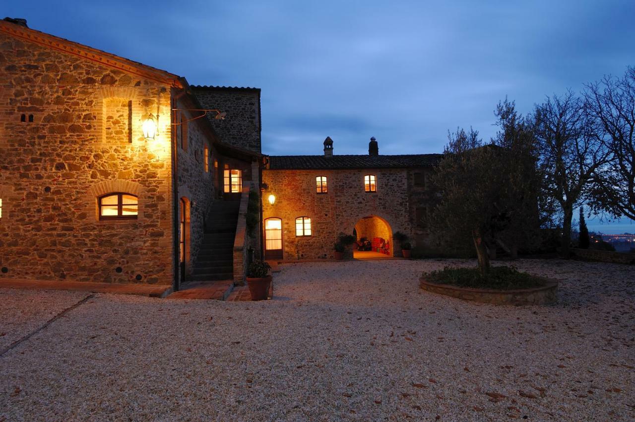 Relais Borgo Torale Hotel Passignano sul Trasimeno Luaran gambar