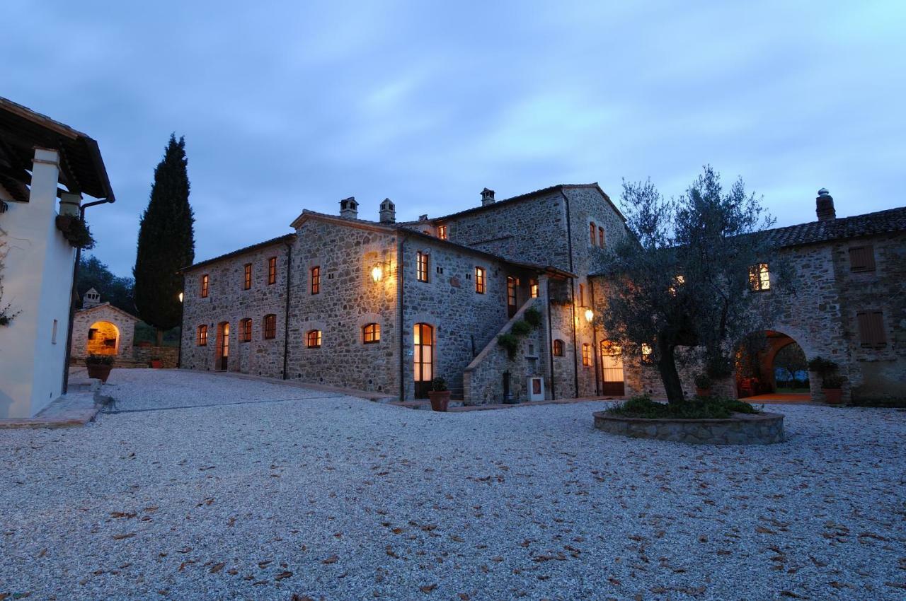 Relais Borgo Torale Hotel Passignano sul Trasimeno Luaran gambar