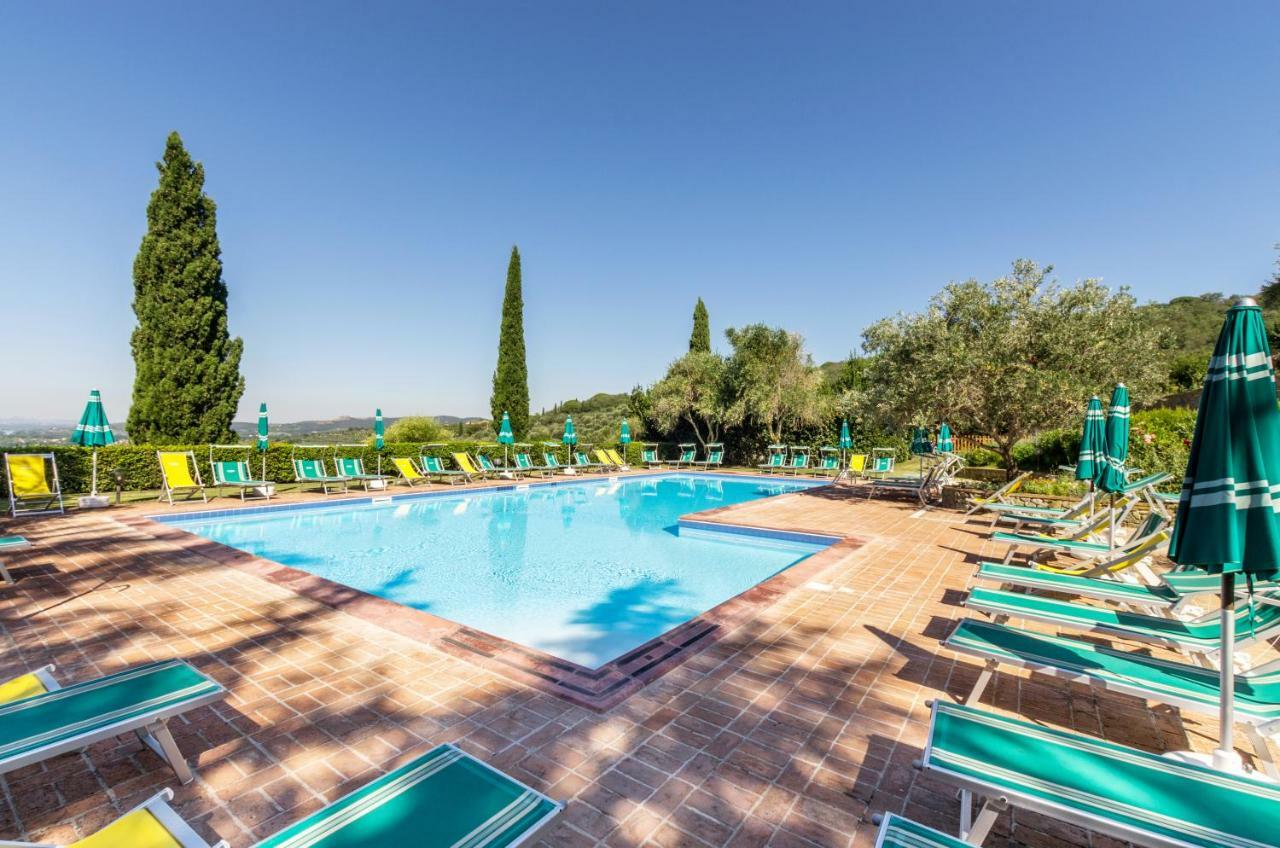 Relais Borgo Torale Hotel Passignano sul Trasimeno Luaran gambar