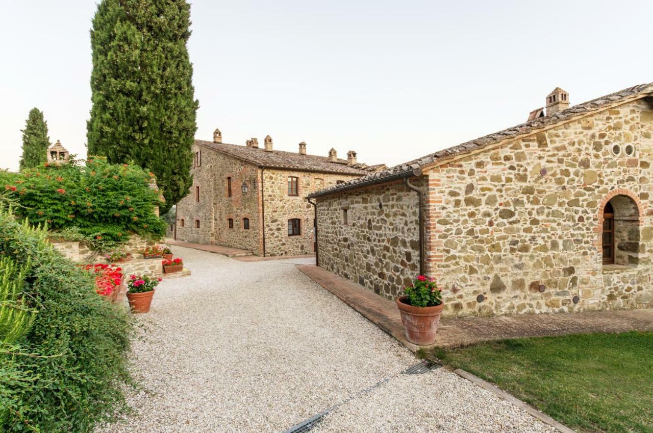 Relais Borgo Torale Hotel Passignano sul Trasimeno Luaran gambar