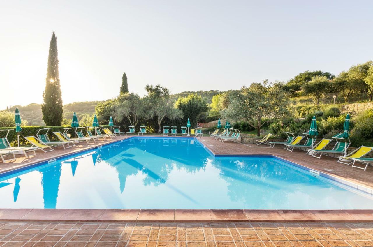 Relais Borgo Torale Hotel Passignano sul Trasimeno Luaran gambar